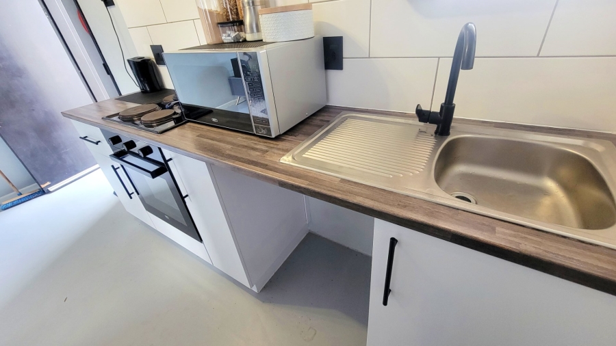 1 Bedroom Property for Sale in The Connifers Western Cape